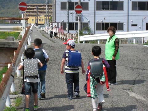 穴切・安全みまもり隊の様子3