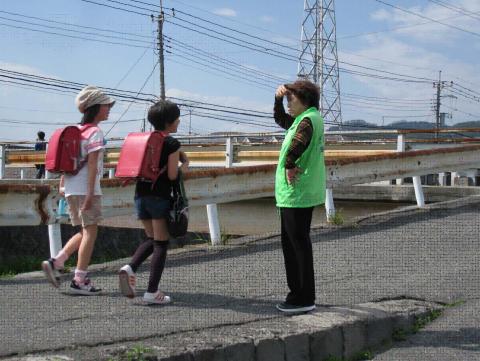 穴切・安全みまもり隊の様子4