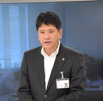 9月30日 こうふ開府500年記念事業実行委員会準備会 委員委嘱状交付式の写真1