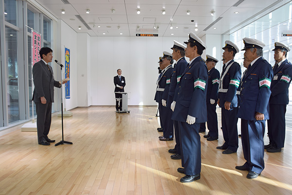1月11日 平成29年 甲府市交通安全 出陣式の写真1