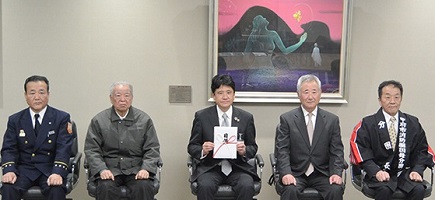 2月21日 甲府市消防団国母分団 消防ポンプ自動車 寄附受納式の写真1