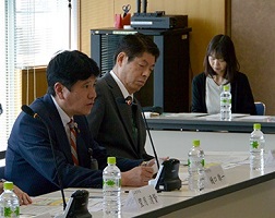 3月28日 山梨大学 未来地域創造会議及び学内視察の写真1