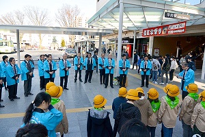 4月4日 平成29年度 街頭緑化キャンペーンの写真1