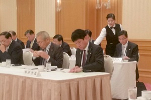 4月12日 全国市長会関東支部 役員会の写真2