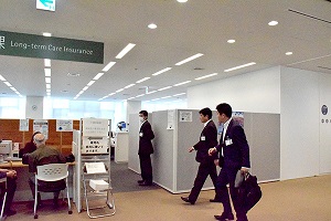 6月19日 庁舎内巡回の写真2
