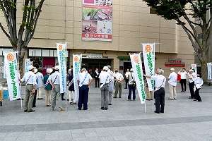 7月3日 第67回「社会を明るくする運動」甲府駅頭広報活動の写真2