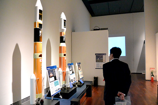 7月14日 山梨県立博物館企画展「人類と宇宙-星空をめぐる歴史物語-」の写真2