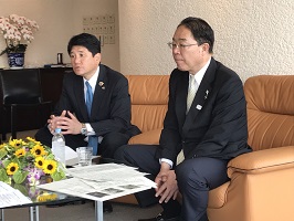 7月19日 甲府市長×山梨県知事 対談の写真2