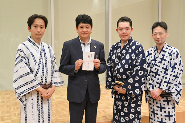 8月22日 歌舞伎ワークショップ「歌舞伎と舞踊」の写真4