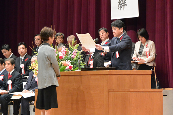 11月19日 第42回甲府市社会福祉大会の写真2