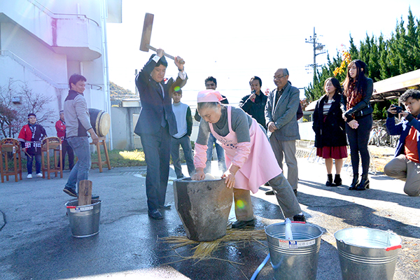 11月19日 甲府国際交流会館留学生と地域との交流会の写真4