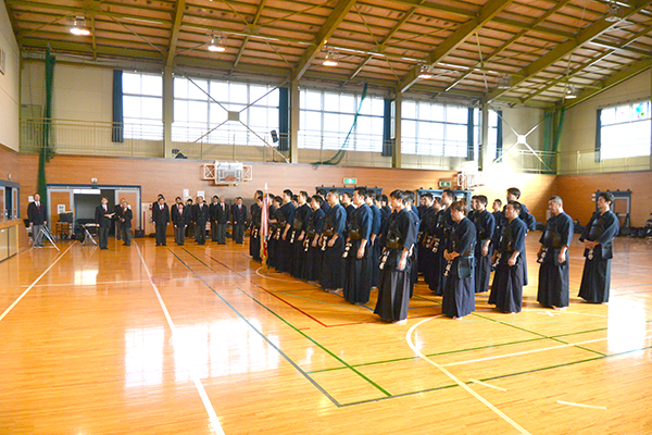 11月26日 甲府市長旗争奪第37回甲府市職域対抗剣道大会の写真2