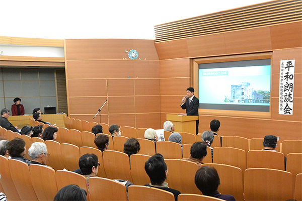 12月2日 第8回平和朗読会の写真2