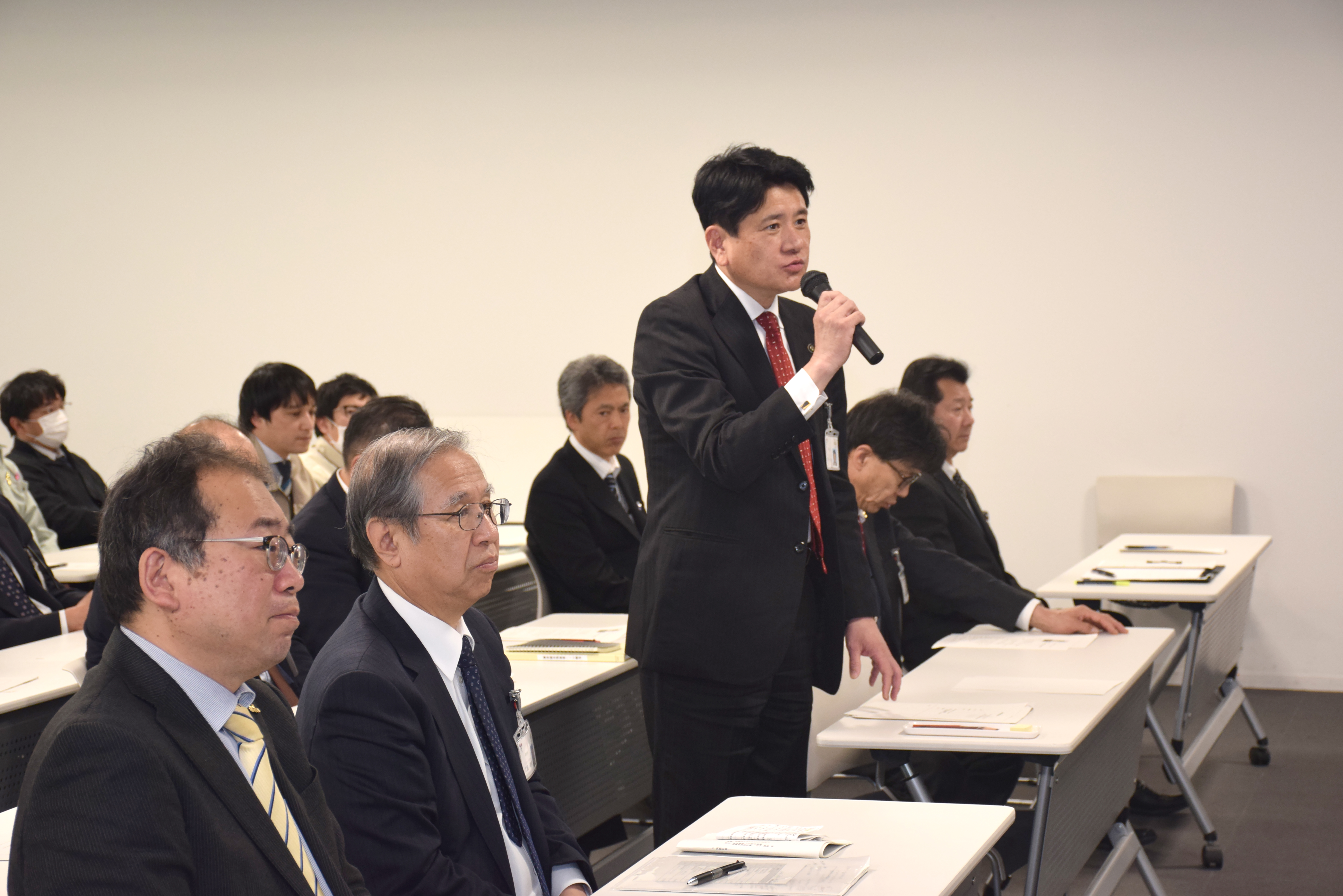 1月25日 山梨県人会連合会派遣講師による職員研修講演会の写真3