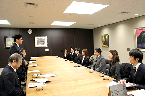 2月8日 甲府青年会議所 デモイン市訪問に伴う市長表敬訪問の写真1