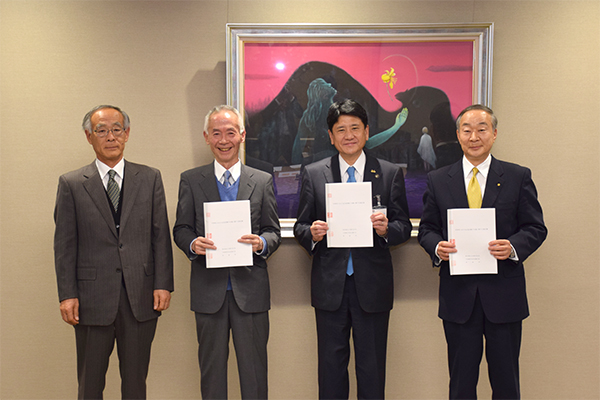 2月21日 災害時における応急活動の支援に関する協定締結式の写真