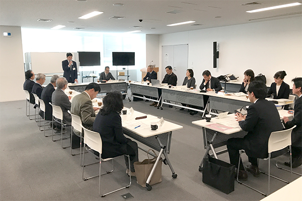 2月26日 甲府市中小企業・小規模企業振興推進委員会の写真1