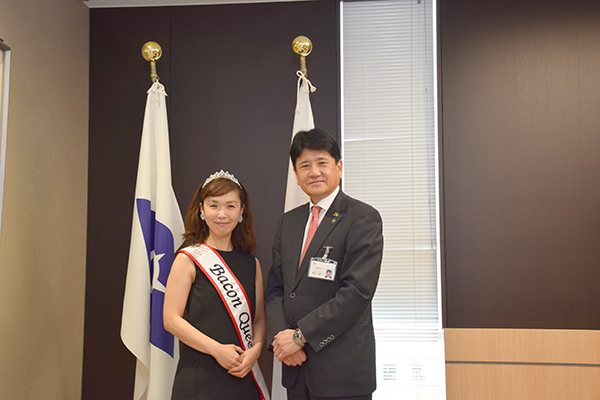 2月28日 甲府青年会議所 デモイン市からの帰国に伴う市長表敬訪問の写真4