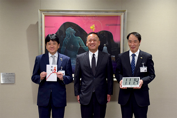 3月16日 「山梨中銀地方創生私募債」を活用した寄附の受入式の写真2