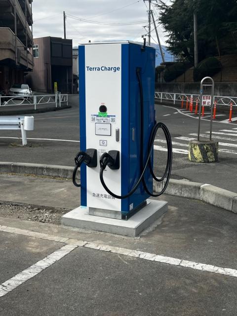 EV急速充電器(緑が丘スポーツ公園)