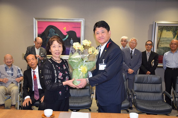 愛知山梨県人会ふるさと訪問の写真2