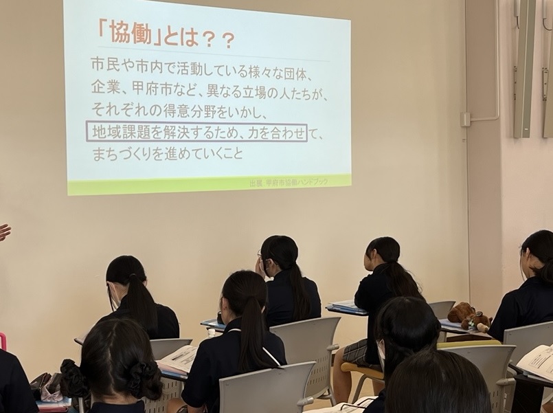 山梨英和高校2