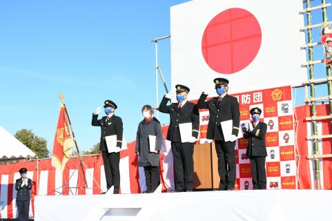 出初3