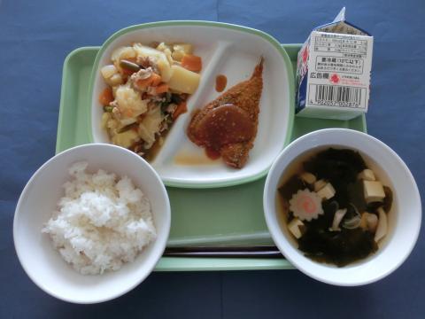 20220425給食メニュー