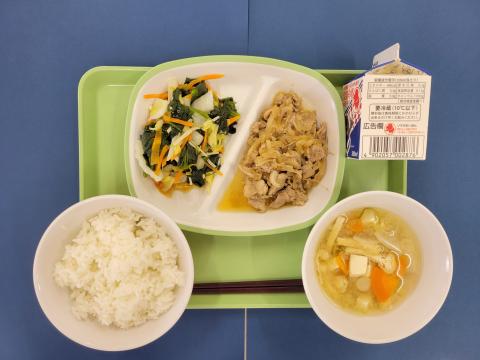202206003給食メニュー