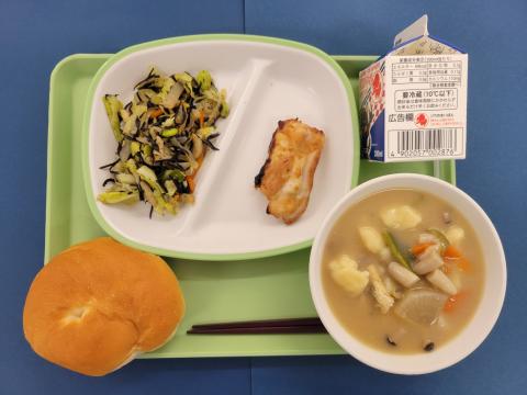 20221122給食メニュー