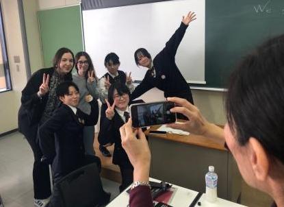 バートゥー高校学生交流
