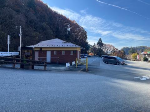 県営駐車場2
