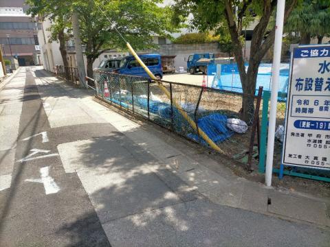 橘公園フェンス改修前３