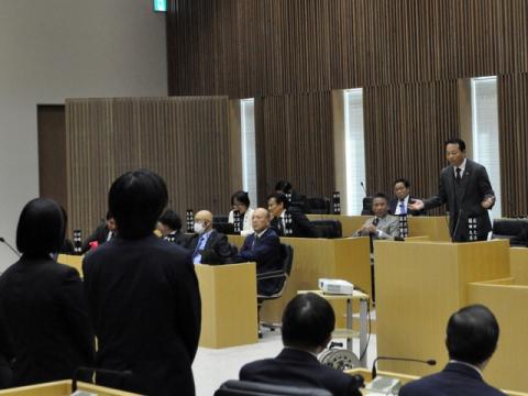 議員の質問の様子2