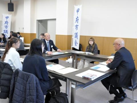 グループ討議の様子3