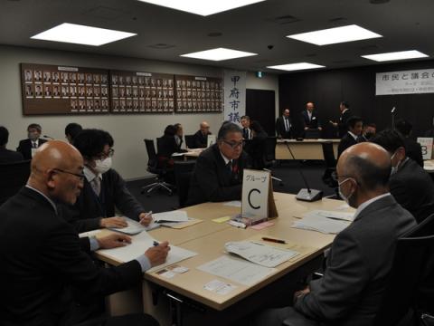 グループ討議の様子3