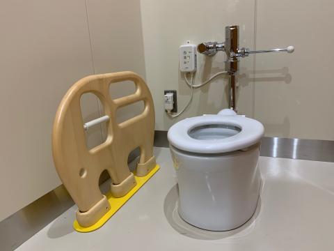 女の子用トイレの画像