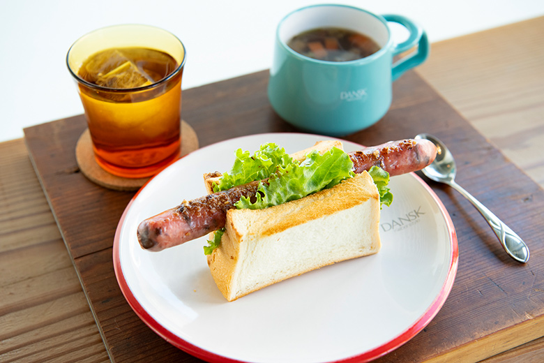 図書カフェドッグ＋日替わりきのこスープ